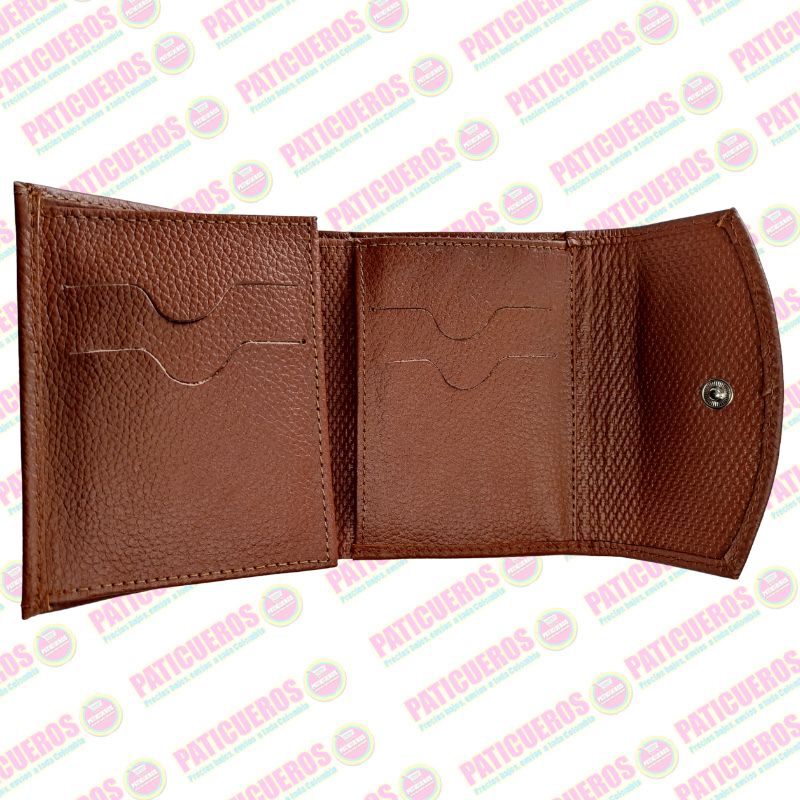 Billetera en cuero bovino pequeña – Elegante, práctica y con caja de regalo